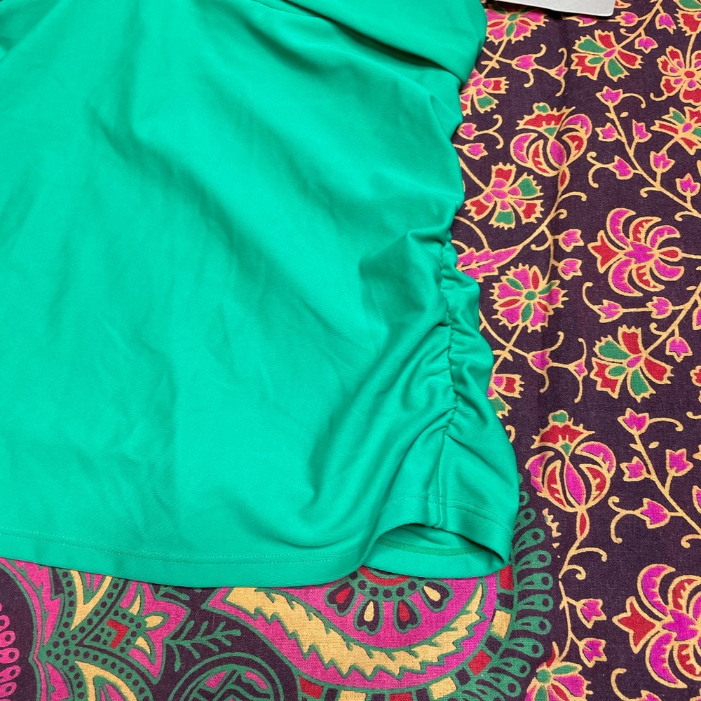Athleta Green Halter Swimsuit top - Picture 5 of 6